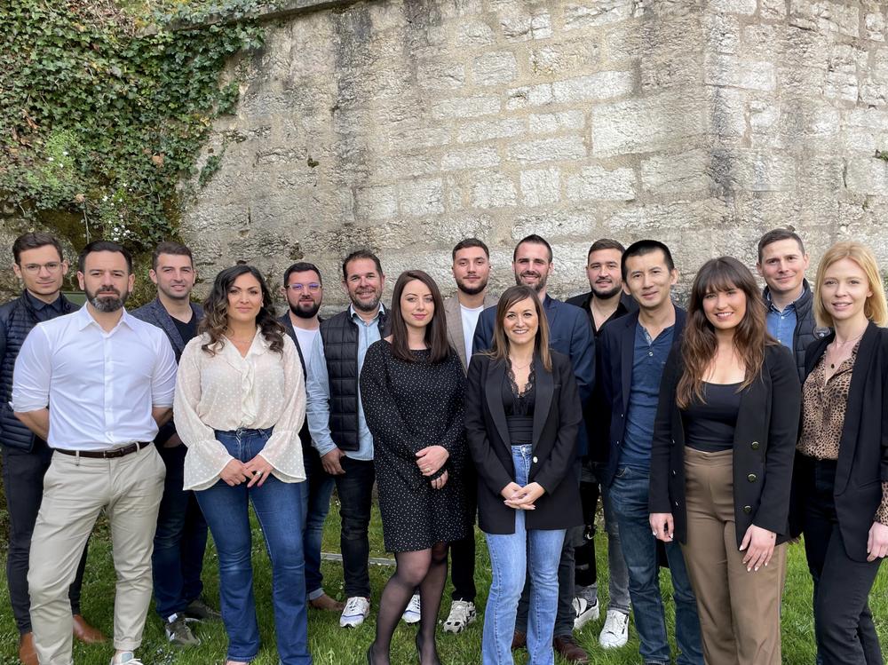 l'équipe de l'agence Agence de la Gare