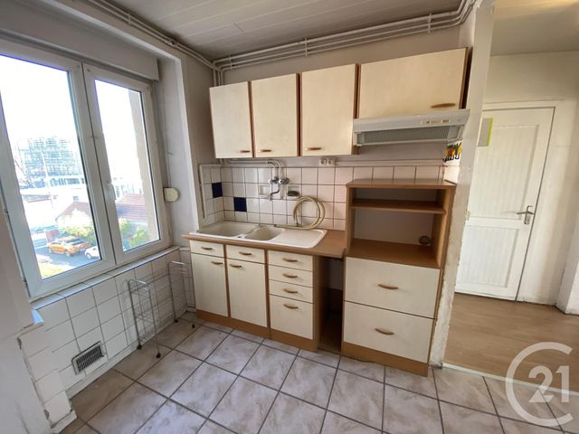 Appartement F4 à vendre - 4 pièces - 73.0 m2 - MONTBELIARD - 25 - FRANCHE-COMTE - Century 21 Agence De La Gare Appartement F4 à vendre - 4 pièces - 73.0 m2 - MONTBELIARD - 25 - FRANCHE-COMTE - Century 21 Agence De La Gare
