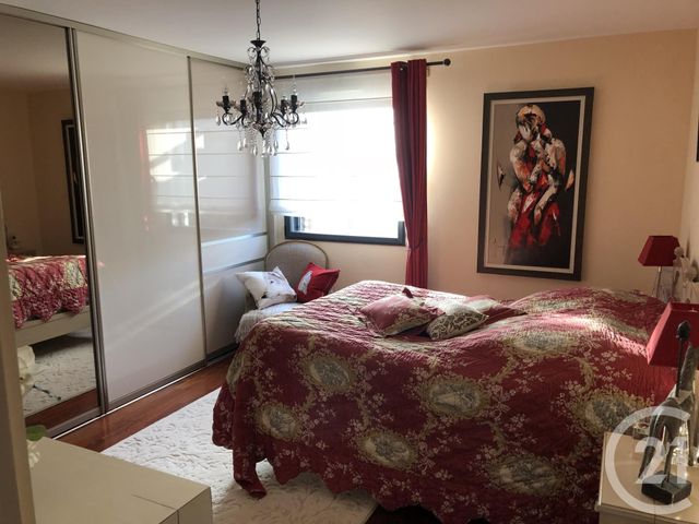 Afficher la photo en grand Appartement F6 à vendre - 6 pièces - 118.71 m2 - MONTBELIARD - 25 - FRANCHE-COMTE - Century 21 Agence De La Gare