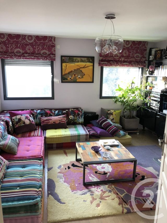 Afficher la photo en grand Appartement F6 à vendre - 6 pièces - 118.71 m2 - MONTBELIARD - 25 - FRANCHE-COMTE - Century 21 Agence De La Gare