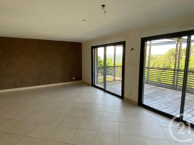 Afficher la photo en grand Appartement F6 à vendre - 6 pièces - 118.71 m2 - MONTBELIARD - 25 - FRANCHE-COMTE - Century 21 Agence De La Gare