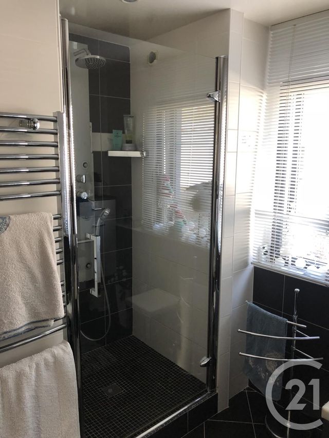 Afficher la photo en grand Appartement F6 à vendre - 6 pièces - 118.71 m2 - MONTBELIARD - 25 - FRANCHE-COMTE - Century 21 Agence De La Gare