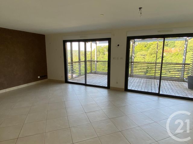Afficher la photo en grand Appartement F6 à vendre - 6 pièces - 118.71 m2 - MONTBELIARD - 25 - FRANCHE-COMTE - Century 21 Agence De La Gare