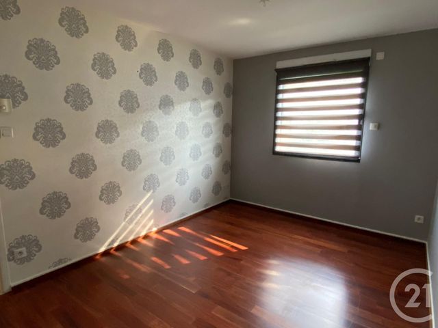 Afficher la photo en grand Appartement F6 à vendre - 6 pièces - 118.71 m2 - MONTBELIARD - 25 - FRANCHE-COMTE - Century 21 Agence De La Gare