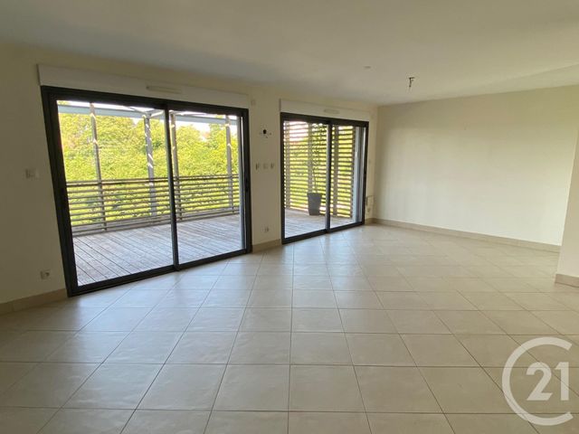 Afficher la photo en grand Appartement F6 à vendre - 6 pièces - 118.71 m2 - MONTBELIARD - 25 - FRANCHE-COMTE - Century 21 Agence De La Gare