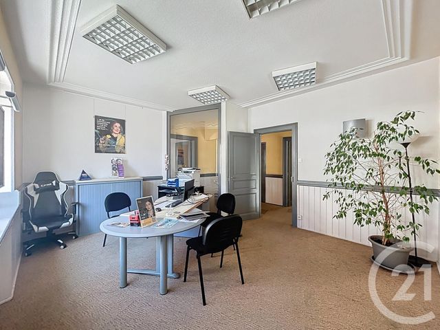 Appartement F4 à louer - 4 pièces - 106.0 m2 - AUDINCOURT - 25 - FRANCHE-COMTE - Century 21 Agence De La Gare