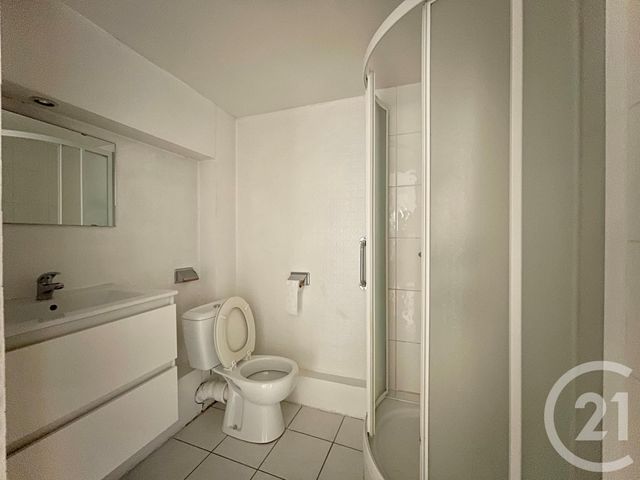 Afficher la photo en grand Appartement F3 à louer - 3 pièces - 56.85 m2 - MONTBELIARD - 25 - FRANCHE-COMTE - Century 21 Agence De La Gare