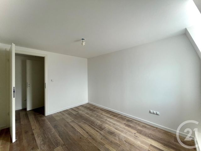 Appartement F4 à louer - 4 pièces - 73.89 m2 - MONTBELIARD - 25 - FRANCHE-COMTE - Century 21 Agence De La Gare Appartement F4 à louer - 4 pièces - 73.89 m2 - MONTBELIARD - 25 - FRANCHE-COMTE - Century 21 Agence De La Gare