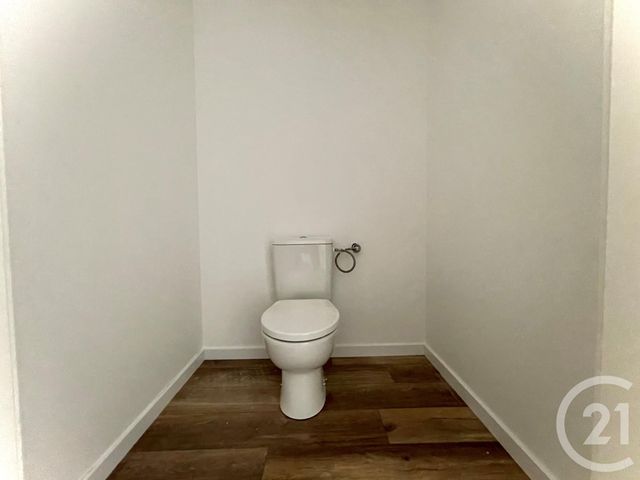 Appartement F4 à louer - 4 pièces - 73.89 m2 - MONTBELIARD - 25 - FRANCHE-COMTE - Century 21 Agence De La Gare Appartement F4 à louer - 4 pièces - 73.89 m2 - MONTBELIARD - 25 - FRANCHE-COMTE - Century 21 Agence De La Gare