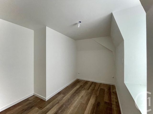 Appartement F4 à louer - 4 pièces - 73.89 m2 - MONTBELIARD - 25 - FRANCHE-COMTE - Century 21 Agence De La Gare Appartement F4 à louer - 4 pièces - 73.89 m2 - MONTBELIARD - 25 - FRANCHE-COMTE - Century 21 Agence De La Gare