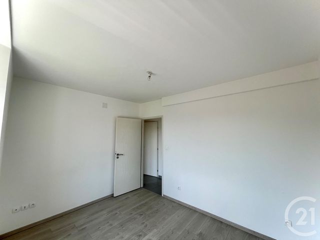 Appartement F3 à louer - 3 pièces - 55.0 m2 - MONTBELIARD - 25 - FRANCHE-COMTE - Century 21 Agence De La Gare Appartement F3 à louer - 3 pièces - 55.0 m2 - MONTBELIARD - 25 - FRANCHE-COMTE - Century 21 Agence De La Gare