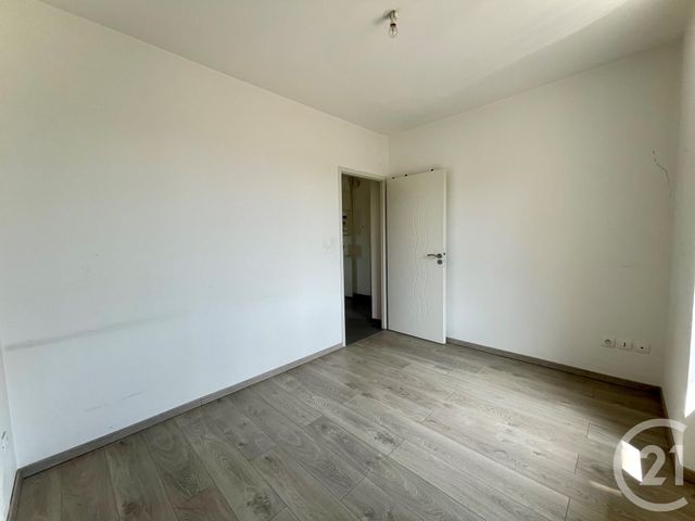 Appartement F3 à louer - 3 pièces - 55.0 m2 - MONTBELIARD - 25 - FRANCHE-COMTE - Century 21 Agence De La Gare Appartement F3 à louer - 3 pièces - 55.0 m2 - MONTBELIARD - 25 - FRANCHE-COMTE - Century 21 Agence De La Gare
