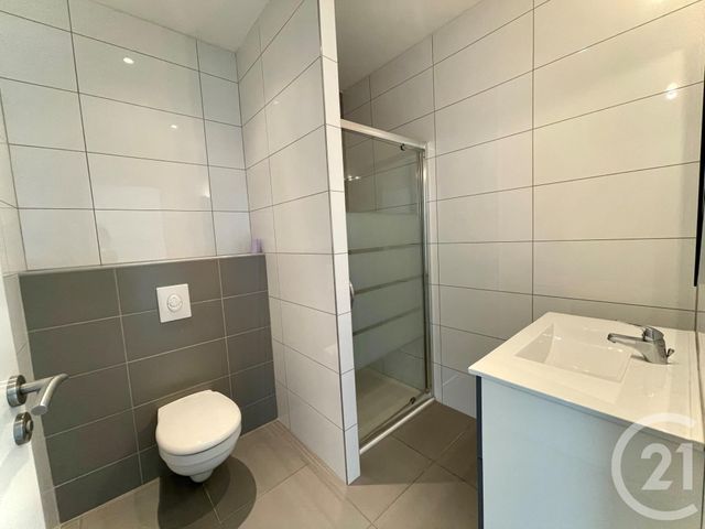 Appartement F3 à louer - 3 pièces - 55.0 m2 - MONTBELIARD - 25 - FRANCHE-COMTE - Century 21 Agence De La Gare Appartement F3 à louer - 3 pièces - 55.0 m2 - MONTBELIARD - 25 - FRANCHE-COMTE - Century 21 Agence De La Gare