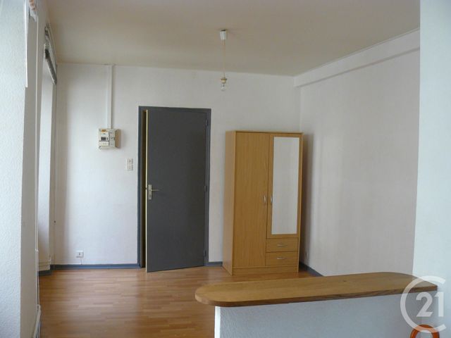 Studio à louer - 1 pièce - 21.38 m2 - MONTBELIARD - 25 - FRANCHE-COMTE - Century 21 Agence De La Gare Studio à louer - 1 pièce - 21.38 m2 - MONTBELIARD - 25 - FRANCHE-COMTE - Century 21 Agence De La Gare