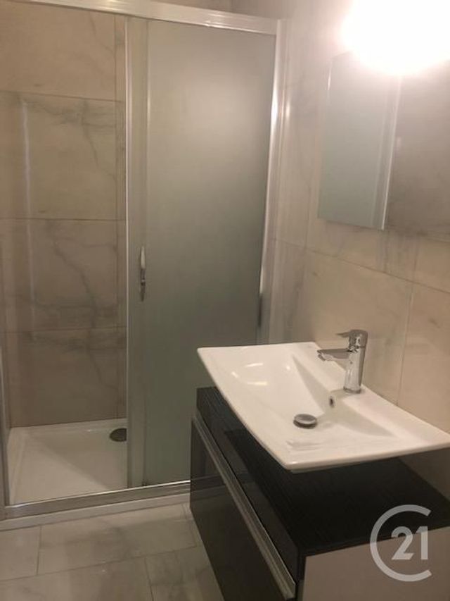 Studio à louer - 1 pièce - 19.0 m2 - MONTBELIARD - 25 - FRANCHE-COMTE - Century 21 Agence De La Gare Studio à louer - 1 pièce - 19.0 m2 - MONTBELIARD - 25 - FRANCHE-COMTE - Century 21 Agence De La Gare