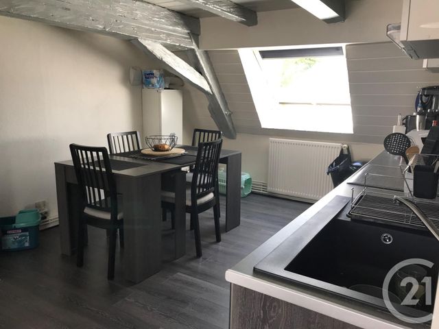 Appartement F3 à louer - 3 pièces - 47.0 m2 - DELLE - 90 - FRANCHE-COMTE - Century 21 Agence De La Gare Appartement F3 à louer - 3 pièces - 47.0 m2 - DELLE - 90 - FRANCHE-COMTE - Century 21 Agence De La Gare