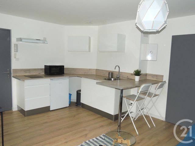 Studio à louer - 1 pièce - 20.0 m2 - MONTBELIARD - 25 - FRANCHE-COMTE - Century 21 Agence De La Gare Studio à louer - 1 pièce - 20.0 m2 - MONTBELIARD - 25 - FRANCHE-COMTE - Century 21 Agence De La Gare