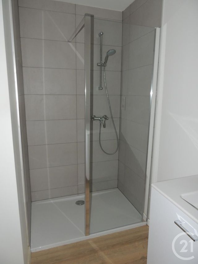Studio à louer - 1 pièce - 20.0 m2 - MONTBELIARD - 25 - FRANCHE-COMTE - Century 21 Agence De La Gare Studio à louer - 1 pièce - 20.0 m2 - MONTBELIARD - 25 - FRANCHE-COMTE - Century 21 Agence De La Gare