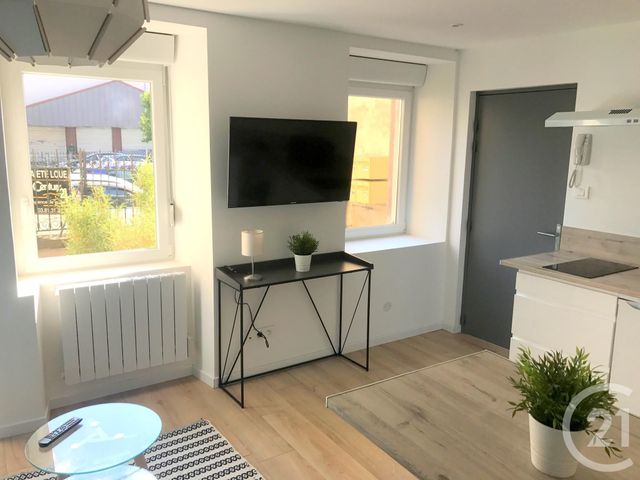 Studio à louer - 1 pièce - 20.0 m2 - MONTBELIARD - 25 - FRANCHE-COMTE - Century 21 Agence De La Gare Studio à louer - 1 pièce - 20.0 m2 - MONTBELIARD - 25 - FRANCHE-COMTE - Century 21 Agence De La Gare