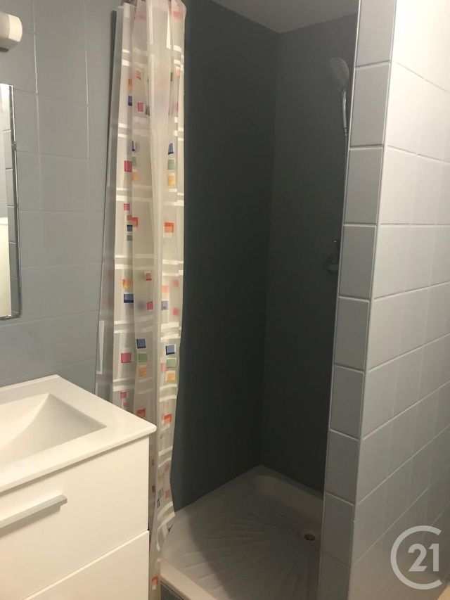 Appartement F1 à louer - 1 pièce - 17.0 m2 - MONTBELIARD - 25 - FRANCHE-COMTE - Century 21 Agence De La Gare Appartement F1 à louer - 1 pièce - 17.0 m2 - MONTBELIARD - 25 - FRANCHE-COMTE - Century 21 Agence De La Gare