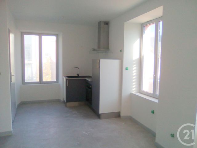 Studio à louer - 1 pièce - 25.17 m2 - MONTBELIARD - 25 - FRANCHE-COMTE - Century 21 Agence De La Gare Studio à louer - 1 pièce - 25.17 m2 - MONTBELIARD - 25 - FRANCHE-COMTE - Century 21 Agence De La Gare