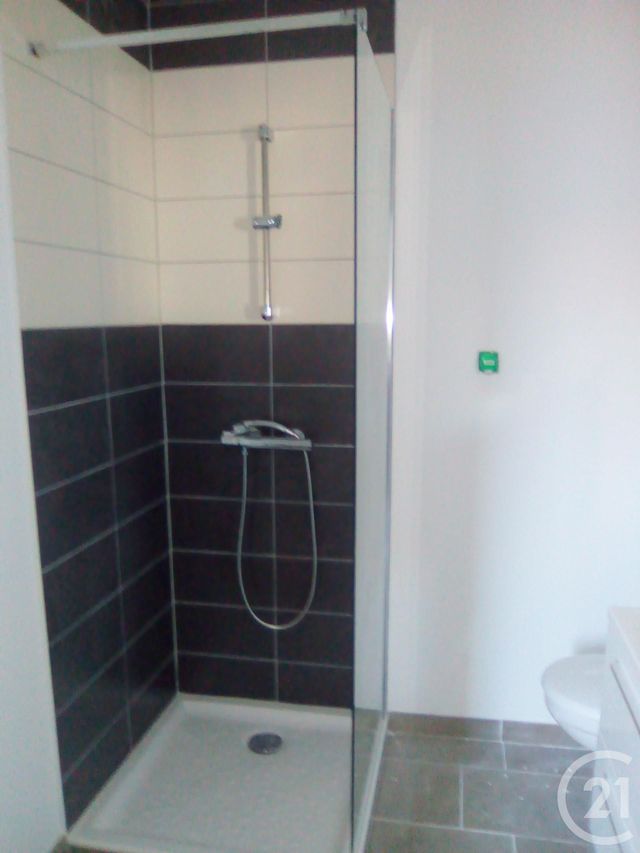 Studio à louer - 1 pièce - 25.17 m2 - MONTBELIARD - 25 - FRANCHE-COMTE - Century 21 Agence De La Gare Studio à louer - 1 pièce - 25.17 m2 - MONTBELIARD - 25 - FRANCHE-COMTE - Century 21 Agence De La Gare