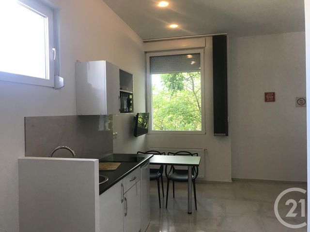 Studio à louer - 1 pièce - 25.0 m2 - MONTBELIARD - 25 - FRANCHE-COMTE - Century 21 Agence De La Gare Studio à louer - 1 pièce - 25.0 m2 - MONTBELIARD - 25 - FRANCHE-COMTE - Century 21 Agence De La Gare