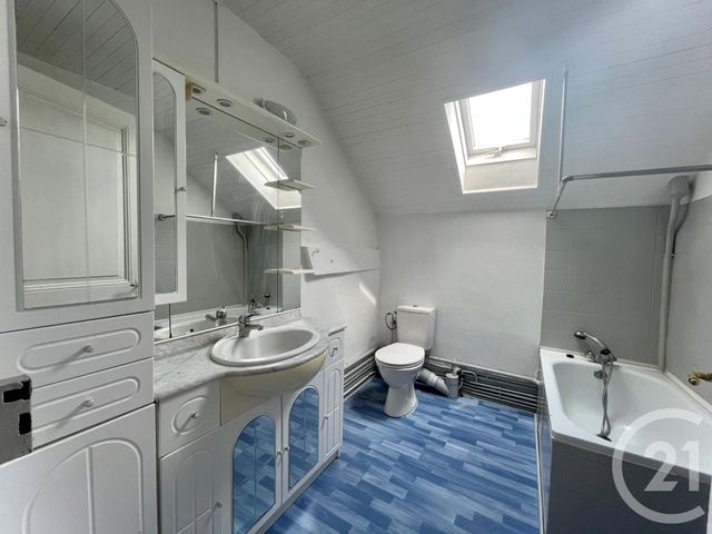 Afficher la photo en grand Appartement F3 à louer - 3 pièces - 62.0 m2 - MANDEURE - 25 - FRANCHE-COMTE - Century 21 Agence De La Gare