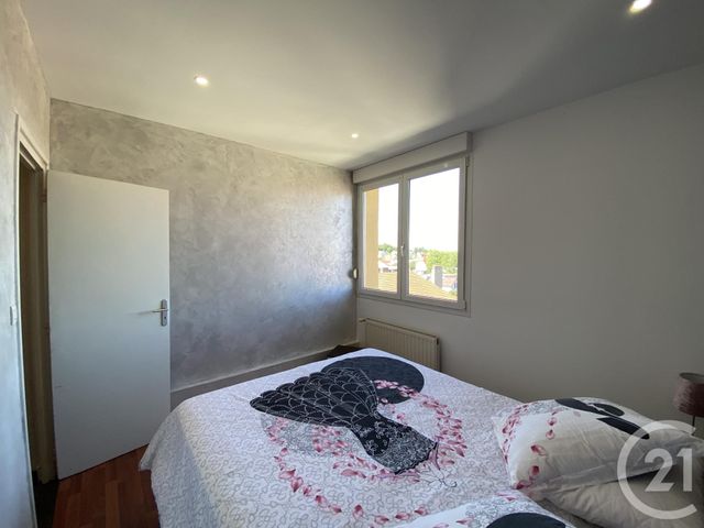 Afficher la photo en grand Appartement F4 à vendre - 4 pièces - 60.11 m2 - SOCHAUX - 25 - FRANCHE-COMTE - Century 21 Agence De La Gare