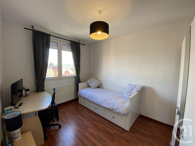 Afficher la photo en grand Appartement F4 à vendre - 4 pièces - 60.11 m2 - SOCHAUX - 25 - FRANCHE-COMTE - Century 21 Agence De La Gare