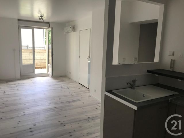 Afficher la photo en grand Appartement F2 à louer - 2 pièces - 35.5 m2 - MONTBELIARD - 25 - FRANCHE-COMTE - Century 21 Agence De La Gare