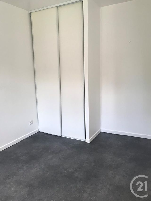 Afficher la photo en grand Appartement F2 à louer - 2 pièces - 35.5 m2 - MONTBELIARD - 25 - FRANCHE-COMTE - Century 21 Agence De La Gare