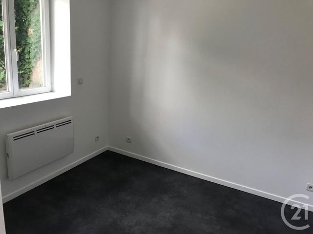 Afficher la photo en grand Appartement F2 à louer - 2 pièces - 35.5 m2 - MONTBELIARD - 25 - FRANCHE-COMTE - Century 21 Agence De La Gare