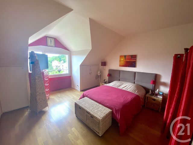 Afficher la photo en grand Appartement F4 à vendre - 4 pièces - 84.13 m2 - MONTBELIARD - 25 - FRANCHE-COMTE - Century 21 Agence De La Gare
