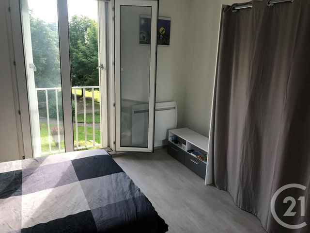 Afficher la photo en grand Appartement F3 à louer - 3 pièces - 73.0 m2 - VIEUX CHARMONT - 25 - FRANCHE-COMTE - Century 21 Agence De La Gare