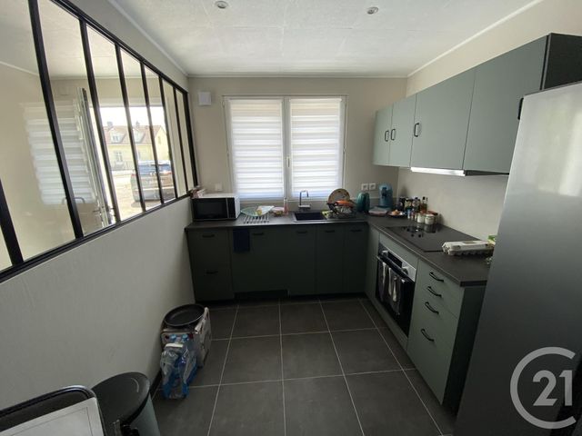 Afficher la photo en grand immeuble à vendre - 450.0 m2 - STE SUZANNE - 25 - FRANCHE-COMTE - Century 21 Agence De La Gare