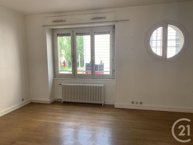 Afficher la photo en grand Appartement F3 à vendre - 3 pièces - 67.0 m2 - BELFORT - 90 - FRANCHE-COMTE - Century 21 Agence De La Gare
