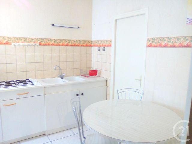 Afficher la photo en grand Appartement F2 à louer - 3 pièces - 59.2 m2 - AUDINCOURT - 25 - FRANCHE-COMTE - Century 21 Agence De La Gare