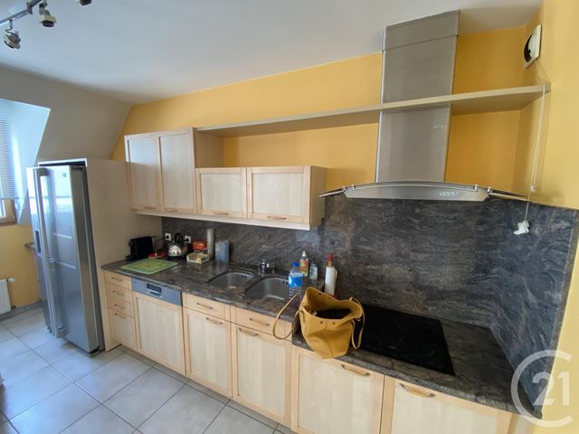Afficher la photo en grand Appartement F5 à vendre - 5 pièces - 121.81 m2 - MONTBELIARD - 25 - FRANCHE-COMTE - Century 21 Agence De La Gare