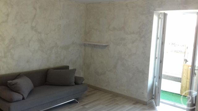 Afficher la photo en grand Appartement F2 à louer - 2 pièces - 50.7 m2 - MONTBELIARD - 25 - FRANCHE-COMTE - Century 21 Agence De La Gare