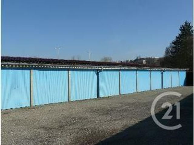 Afficher la photo en grand parking à louer - 14.0 m2 - MONTBELIARD - 25 - FRANCHE-COMTE - Century 21 Agence De La Gare