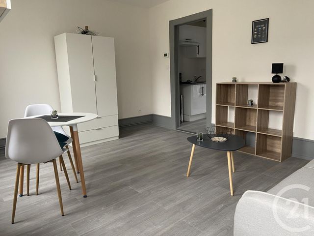 Appartement F1 à louer - 1 pièce - 25.0 m2 - STE SUZANNE - 25 - FRANCHE-COMTE - Century 21 Agence De La Gare