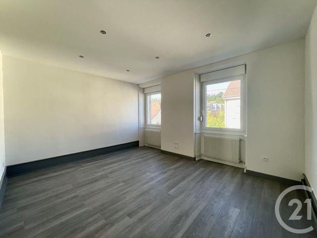 Appartement F1 à louer STE SUZANNE