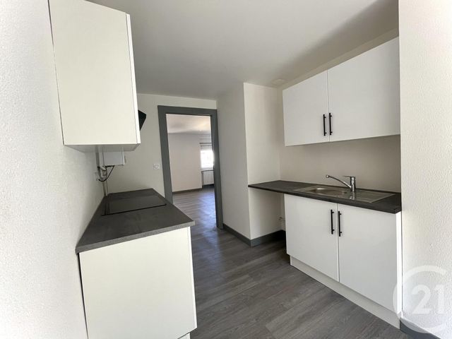 Appartement F2 à louer STE SUZANNE