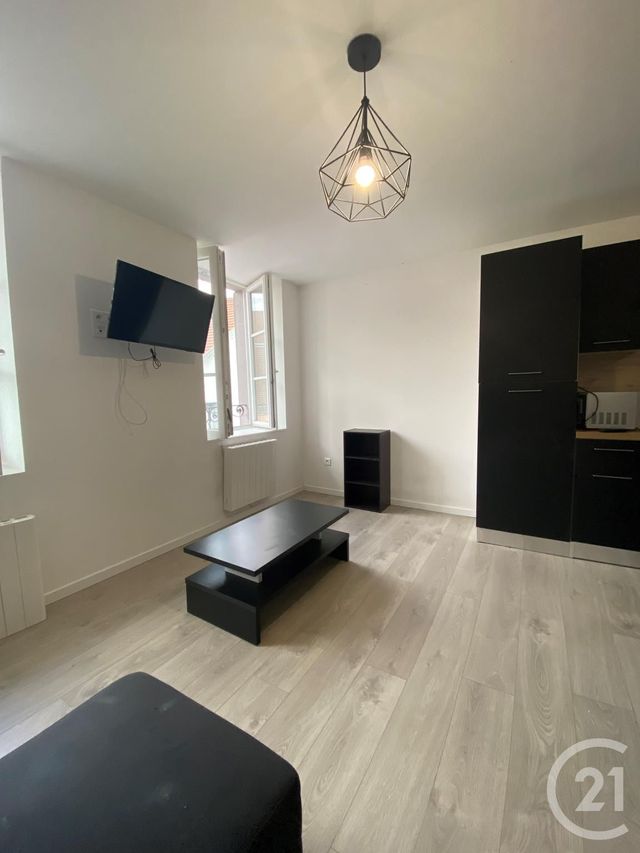 Afficher la photo en grand Appartement F2 à louer - 2 pièces - 39.81 m2 - MONTBELIARD - 25 - FRANCHE-COMTE - Century 21 Agence De La Gare