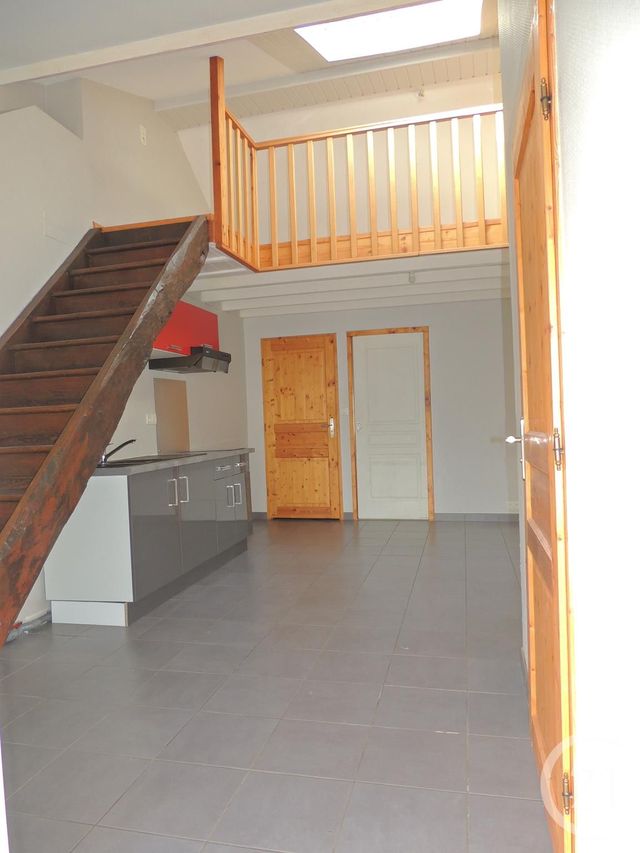 Appartement F2 à louer - 2 pièces - 34.0 m2 - SELONCOURT - 25 - FRANCHE-COMTE - Century 21 Agence De La Gare
