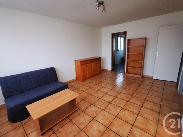 Appartement F2 à vendre - 2 pièces - 43.32 m2 - GRAND CHARMONT - 25 - FRANCHE-COMTE - Century 21 Agence De La Gare