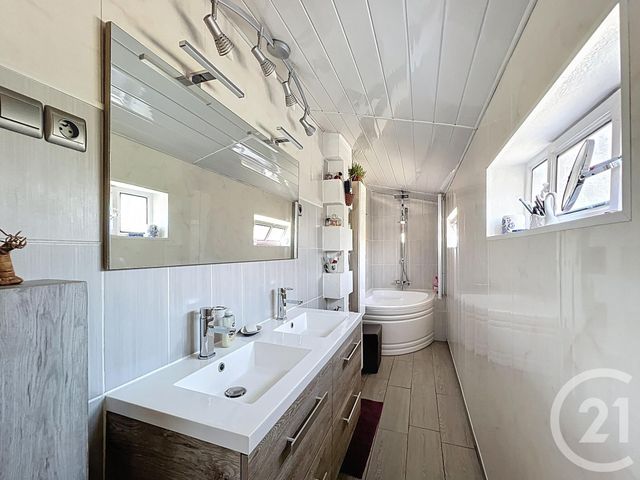 maison à vendre - 6 pièces - 93.7 m2 - MONTBELIARD - 25 - FRANCHE-COMTE - Century 21 Agence De La Gare