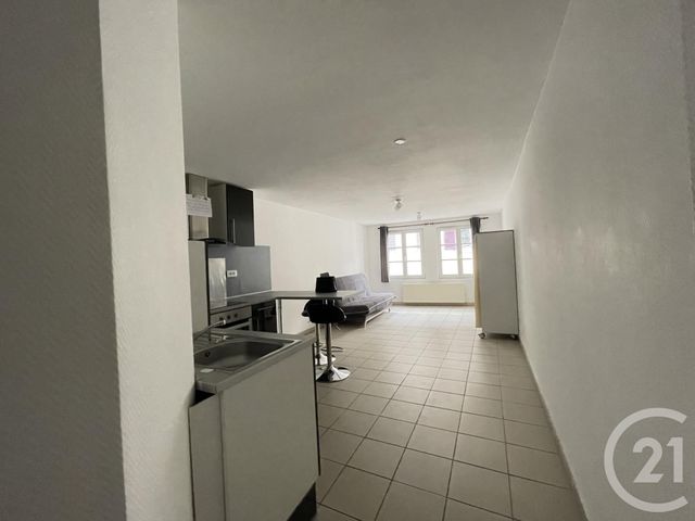 Appartement F1 à louer - 1 pièce - 30.0 m2 - MONTBELIARD - 25 - FRANCHE-COMTE - Century 21 Agence De La Gare