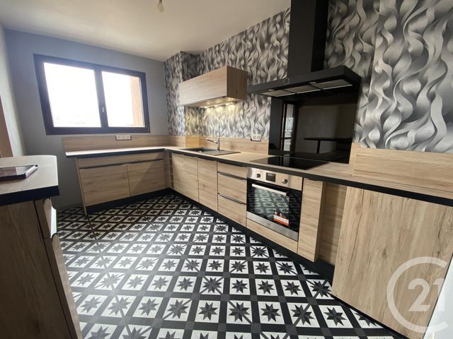 Appartement F4 à louer - 4 pièces - 80.0 m2 - SOCHAUX - 25 - FRANCHE-COMTE - Century 21 Agence De La Gare
